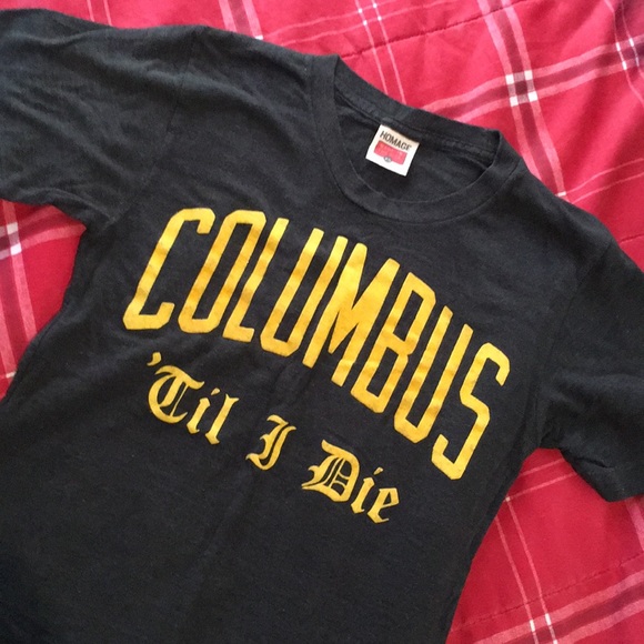 HOMAGE T-Shirt - Picture 3 of 4